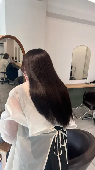 ロング ブリーチなし/レイヤ ー特化🌈Tommyのヘアスタイル