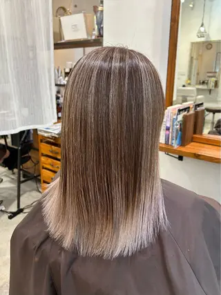 ロング カラー 前田 香恋のヘアスタイル