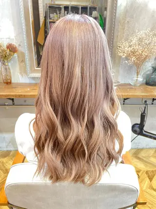 セミロング カラー 雨宮花果/国立 透明感カラーのヘアスタイル