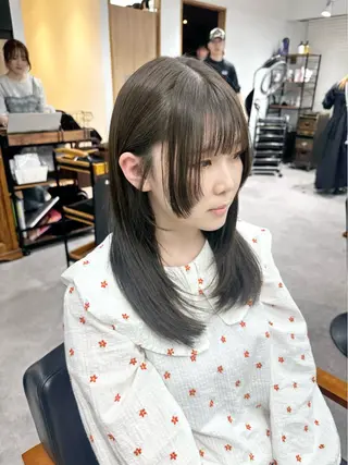 セミロング カラー パーマ ヘアアレンジ メンズ キッズ 骨格レイヤーカット 🌿美髪縮毛矯正のヘアスタイル