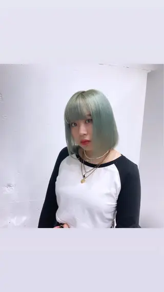 ミディアム カラー 渋谷🎨ブリーチ特化 ×エクステ🎨レンのヘアスタイル