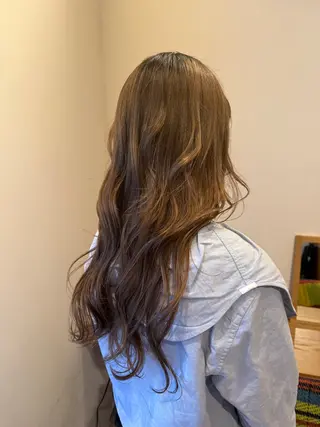 ロング カラー ‎🤍江坂 ハヤシアヤナ‎🤍のヘアスタイル