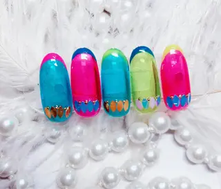 ネイル マジック ミラーのネイルデザイン