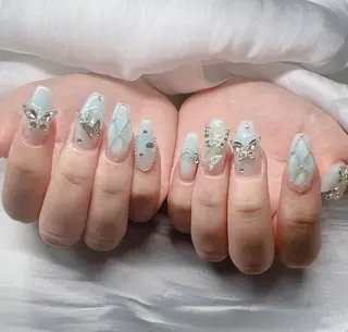 ネイル Lee Nailsのネイルデザイン