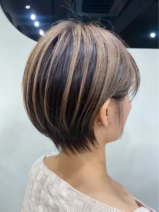ショート カラー 白髪率別白髪ぼかし /なおき/表参道のヘアスタイル