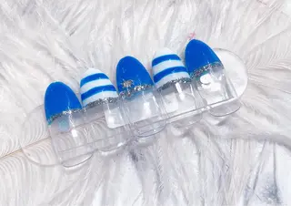 ネイル マジック ミラーのネイルデザイン