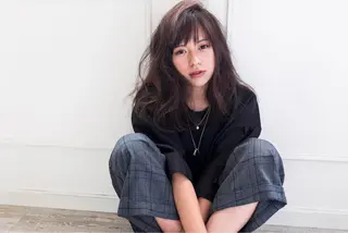 ミディアム セミロング カラー ..ROUTE.. Chihiroのヘアスタイル