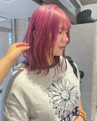 ミディアム カラー ダブルカラー,透け カラーHINARIのヘアスタイル