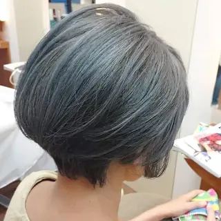 カラー arteism(アルティズム)所属・arteism レイカのヘアスタイル