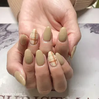 ネイル ガレンドウ 白澤 愛子のネイルデザイン