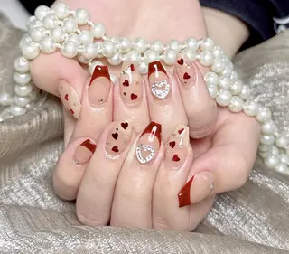 ネイル Queenie 🦋のネイルデザイン