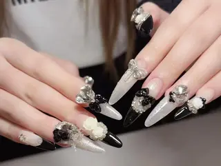 ネイル Pure&Rich Nailのネイルデザイン