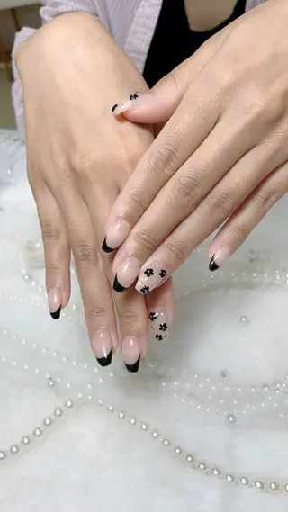 ネイル Crystal Nailのネイルデザイン