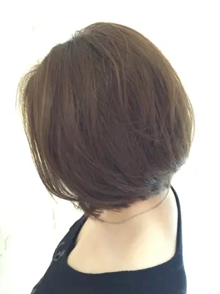 ミディアム カラー シールエクステ／豊中 吉田孝司のヘアスタイル