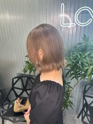 ショート カラー LOOP hairのヘアスタイル