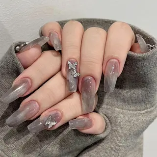 ネイル Queens マオのネイルデザイン