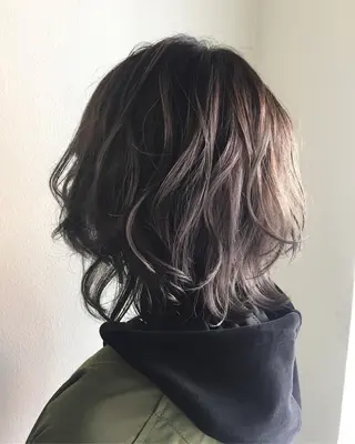 ショート カラー パーマ Mika XELVEのヘアスタイル