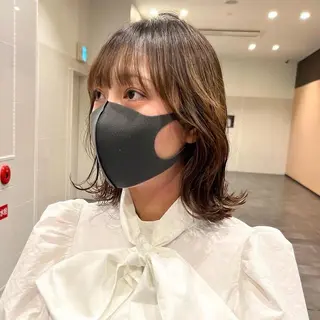ミディアム 大阪ウルフカット 🐺デザインカラーのヘアスタイル