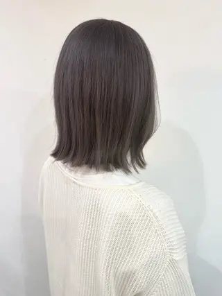 ミディアム カラー AKI 🐉のヘアスタイル