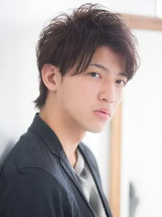 メンズ 山田 周のヘアスタイル