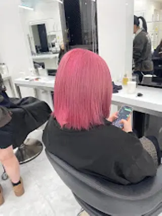 カラー 🪞SHE池袋 Official🪞のヘアスタイル