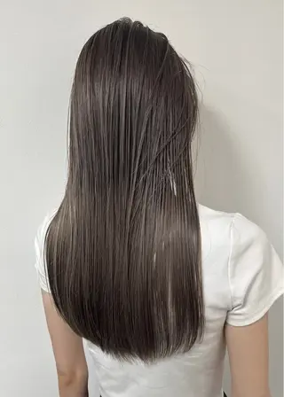 ロング Lino by hoNuaのヘアスタイル
