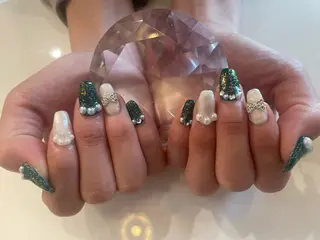 ネイル ♡ビジュール♡ NAIL &まつ毛のマツエク・マツパデザイン