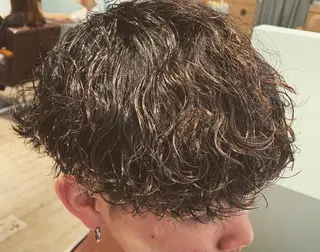 ミディアム パーマ メンズ メンズスタイル 櫻井康太のヘアスタイル