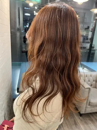 ミディアム 🫧艶髪矯正🫧/ ハイトーン✨/矢澤のヘアスタイル