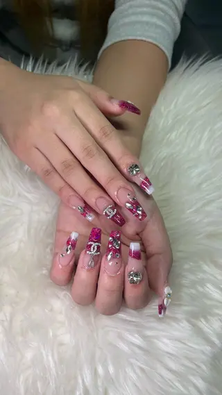 ネイル NAIL FOCUS Lisaのネイルデザイン