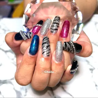 ネイル 伊佐 愛海のネイルデザイン