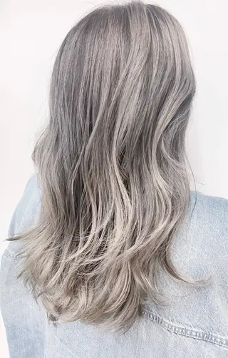 ミディアム カラー 竹内ケンゴ🇰🇷 EIGHT藤沢のヘアスタイル