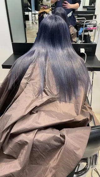 セミロング け んブリーチ縮毛矯正のヘアスタイル