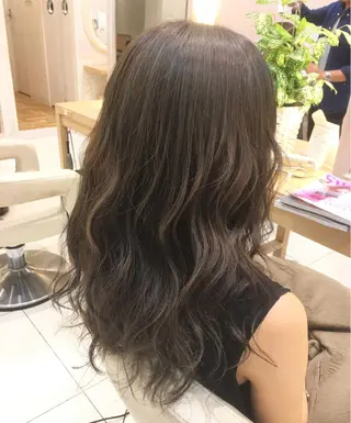 セミロング カラー 小田原NO1 美容師 飯田飛翔のヘアスタイル