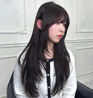 ロング カラー Maison Halu YUKIのヘアスタイル