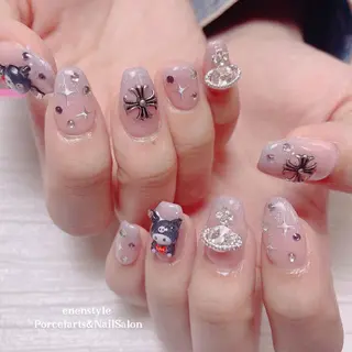 ミディアム ネイル 🐾enen style 🐾のネイルデザイン
