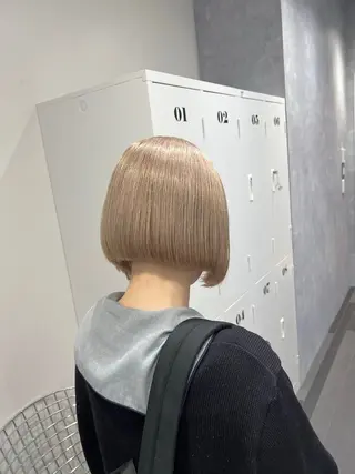 カラー SALOWIN栄 高須大貴のヘアスタイル