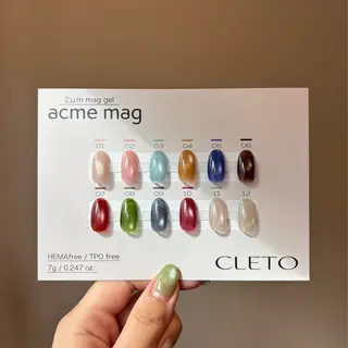 ネイル F. Lenaのネイルデザイン