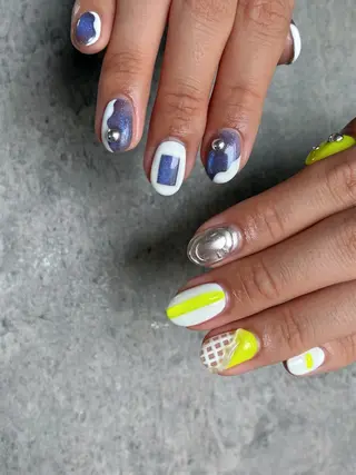 ネイル shiki_nail 🪐のネイルデザイン