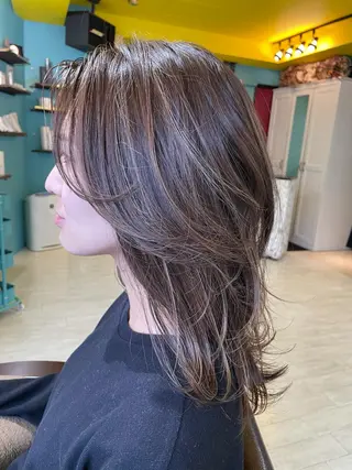 ミディアム 末石 智のヘアスタイル