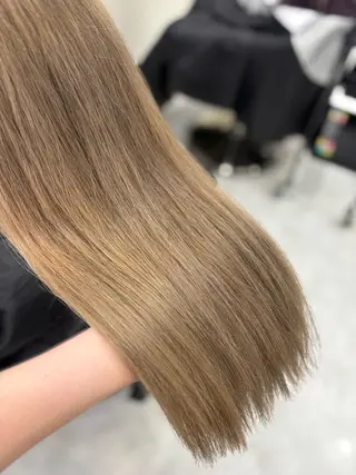 ロング まろっと艶感ブラウン ベージュ🤍まなかのヘアスタイル