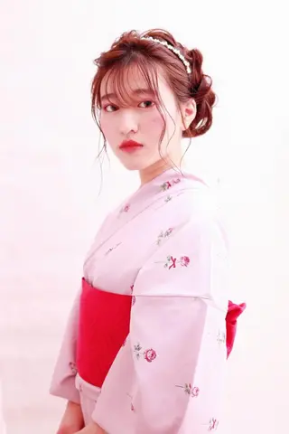 セミロング ヘアアレンジ 佐藤 梨里花 ❤︎のヘアスタイル