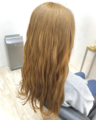 ロング カラー くさかみさき🌼暖色 /耳つぼ/オタク🌼のヘアスタイル