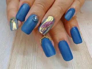 セミロング T&A nailのネイルデザイン