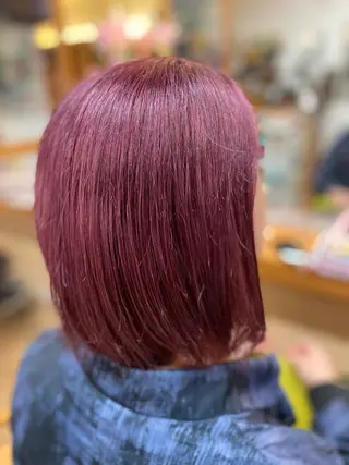 カラー キャプリコルヌ所属・岡 慎太郎のヘアスタイル