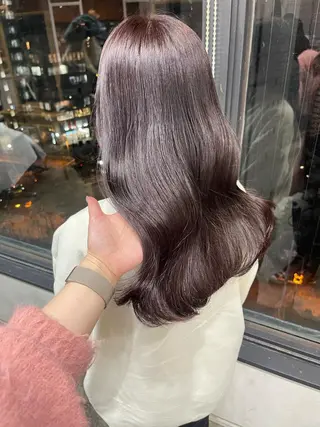 セミロング カラー キダアヤカ/ 梅田/ベージュカラーのヘアスタイル