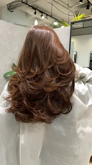 ロング Merlyosaka 早川未来のヘアスタイル