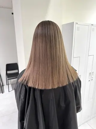 セミロング カラー epi エピのヘアスタイル