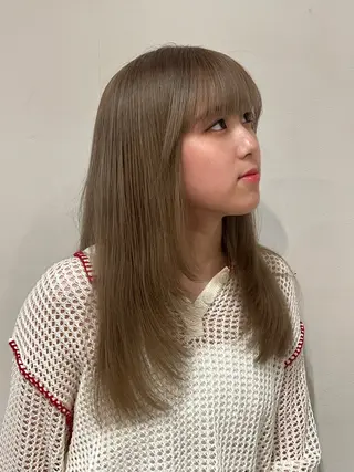 カラー ナチュラル/艶髪 /牧野 佑菜のヘアスタイル