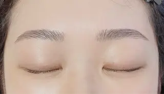 アイブロウ アイブロウリスト AIRIの眉毛・アイブロウイメージ